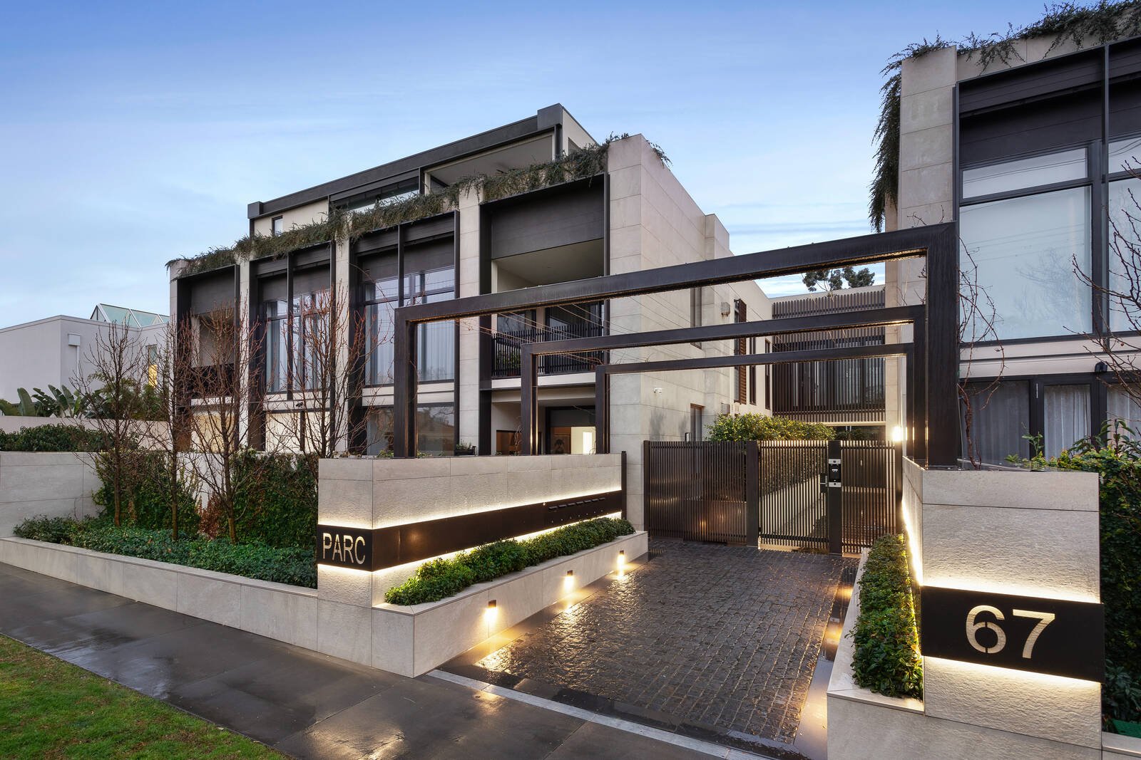 Property Gallery - Main Image