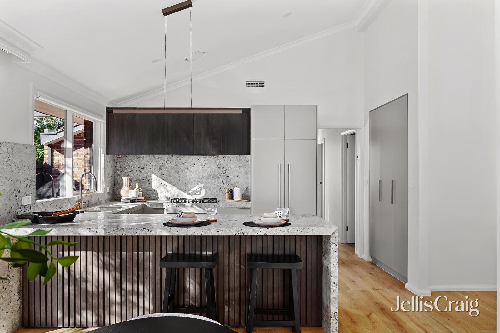 1/168 Brougham Street, Kew image 2
