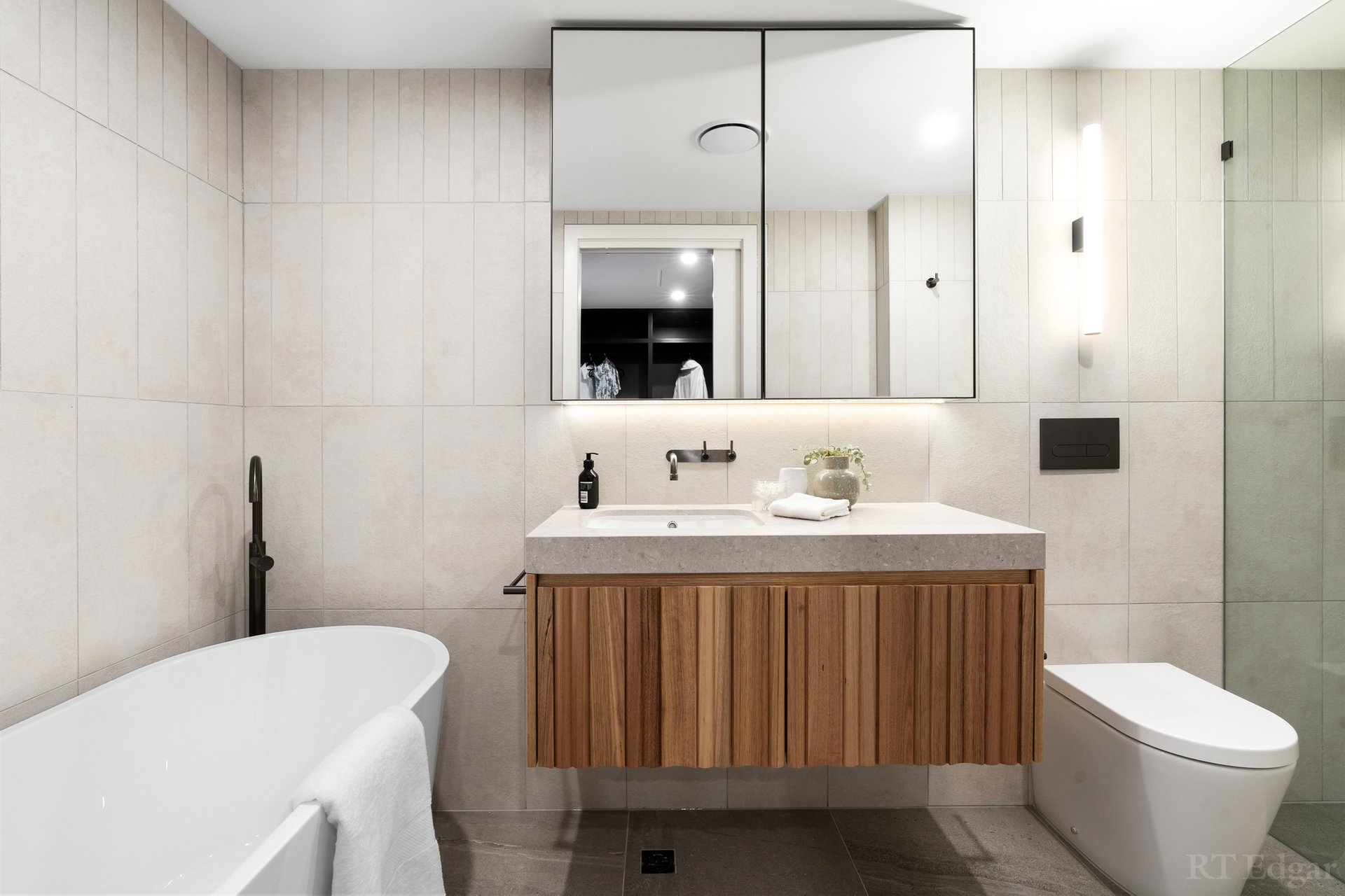 Property Gallery Thumbnail 10