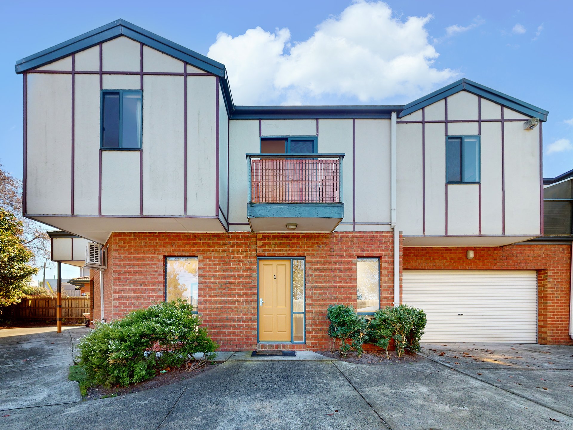 1/169 Epsom Road, Flemington image 1