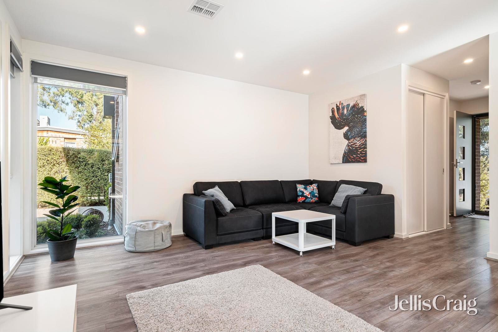 1/169 Lincoln Road, Croydon image 2