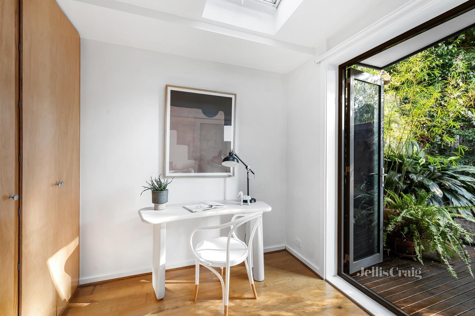 1/16a Macfarlan Lane, South Yarra image 10