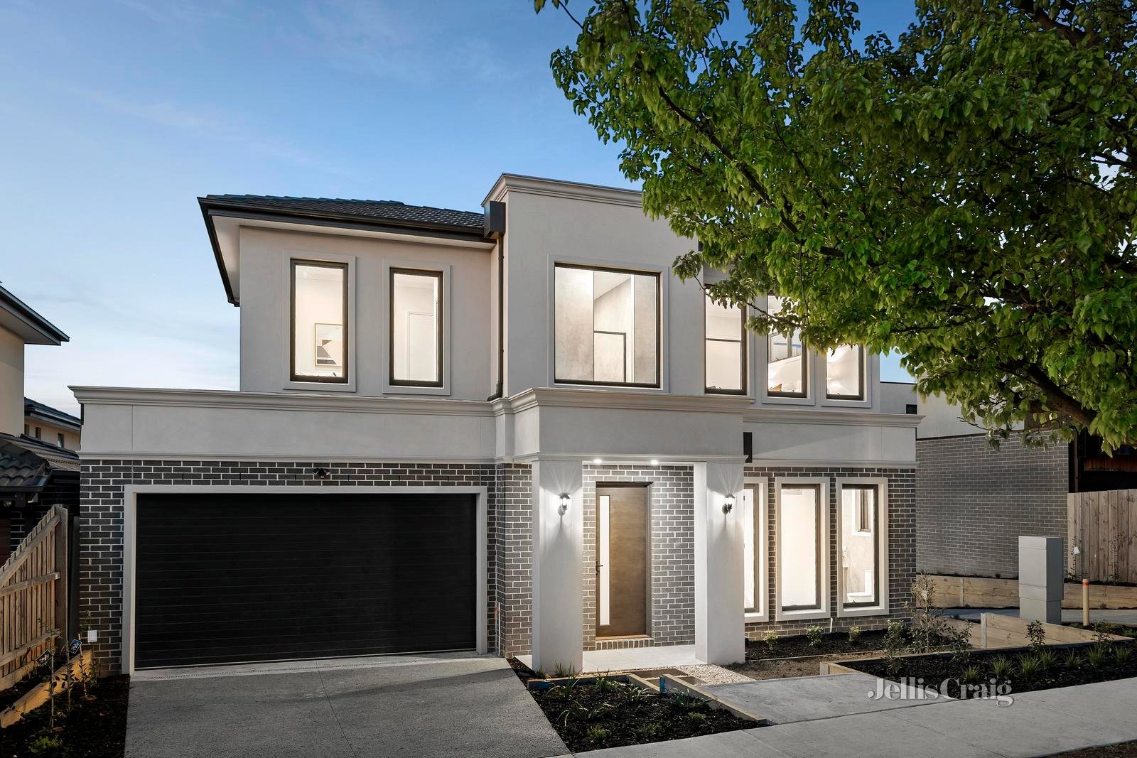 1/17 Ascot Street, Doncaster East image 1