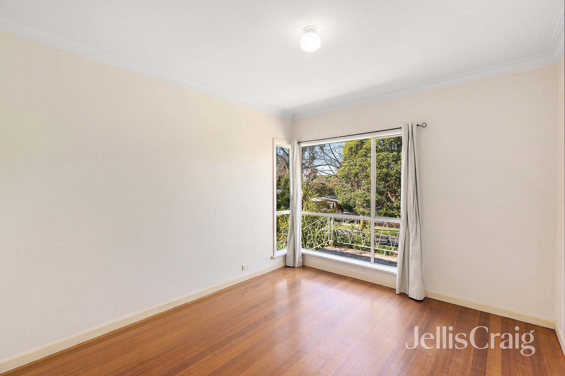117 Beverley Road, Heidelberg image 5