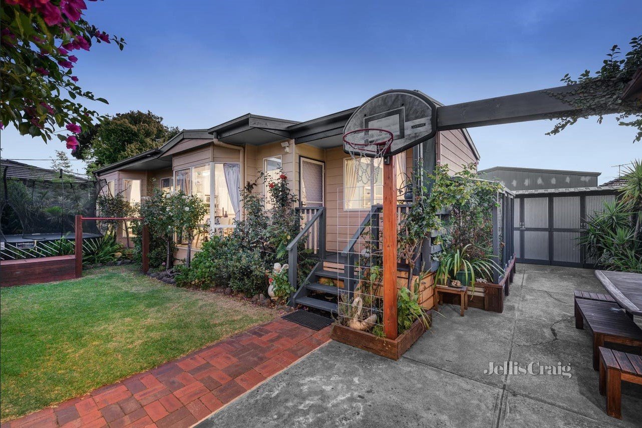 117 Bignell Road, Bentleigh East image 12