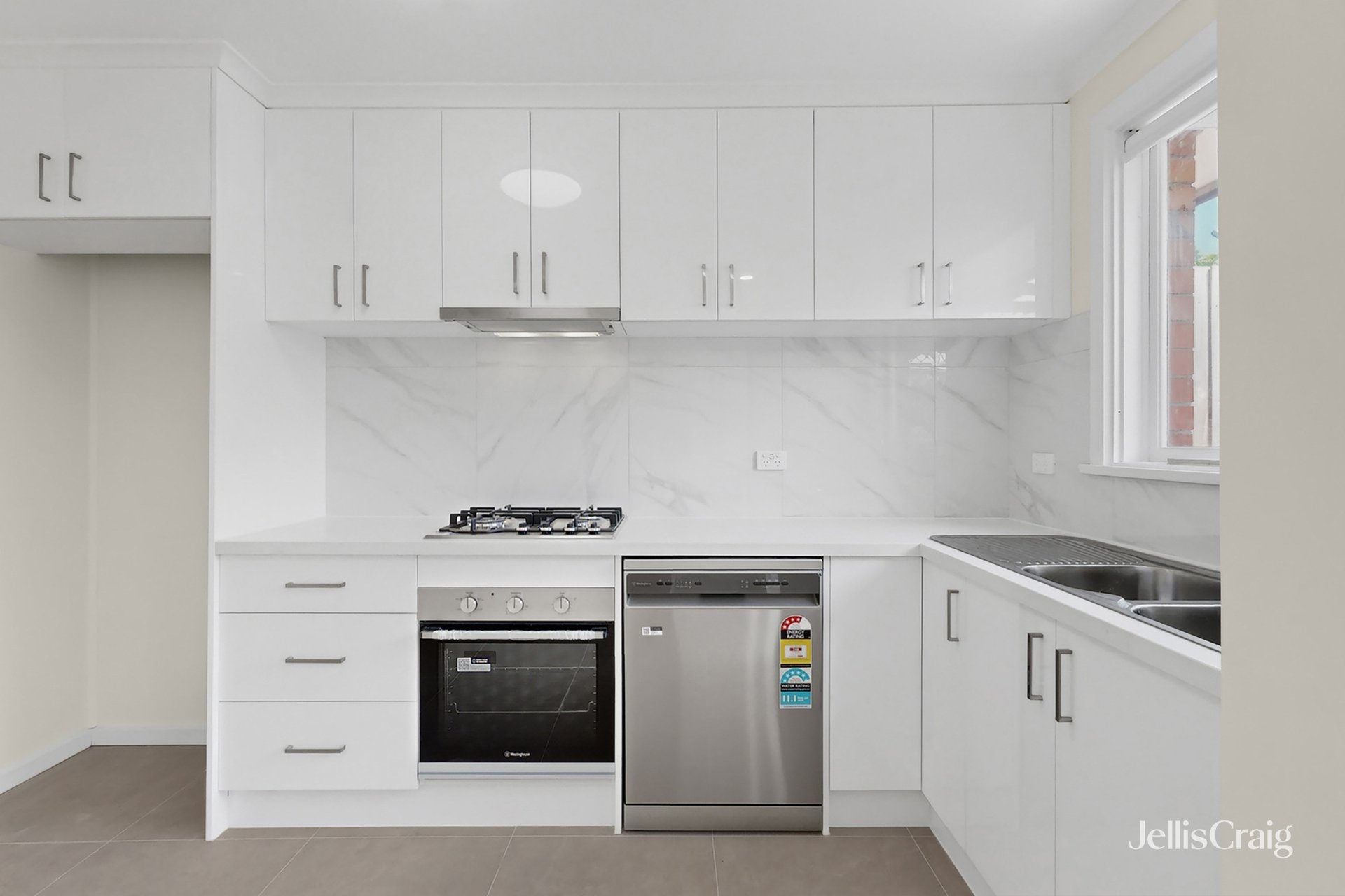 1/17 Brougham Street, Box&nbsp;Hill image 4