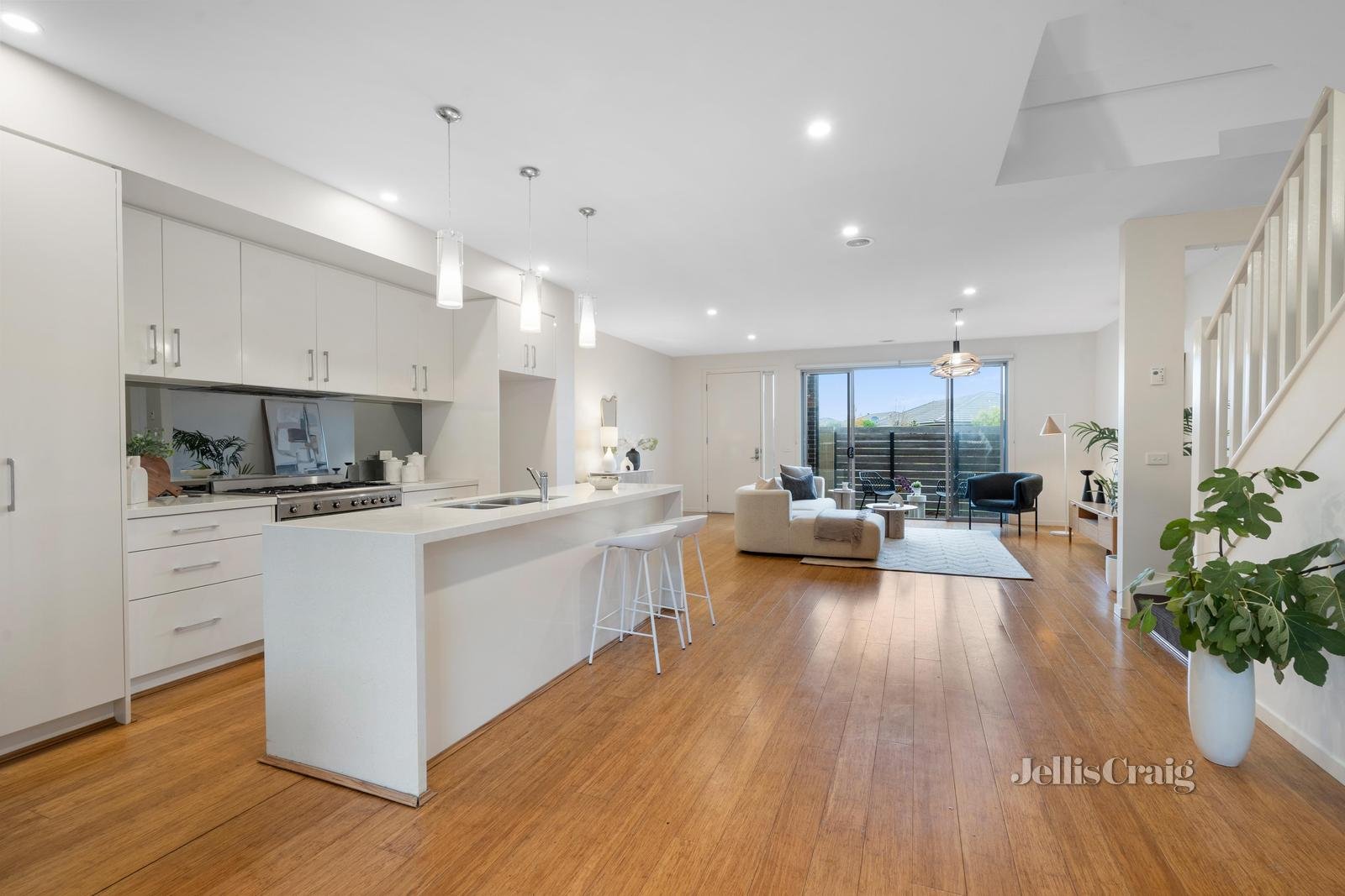 117 Bunjil Way, Knoxfield image 1