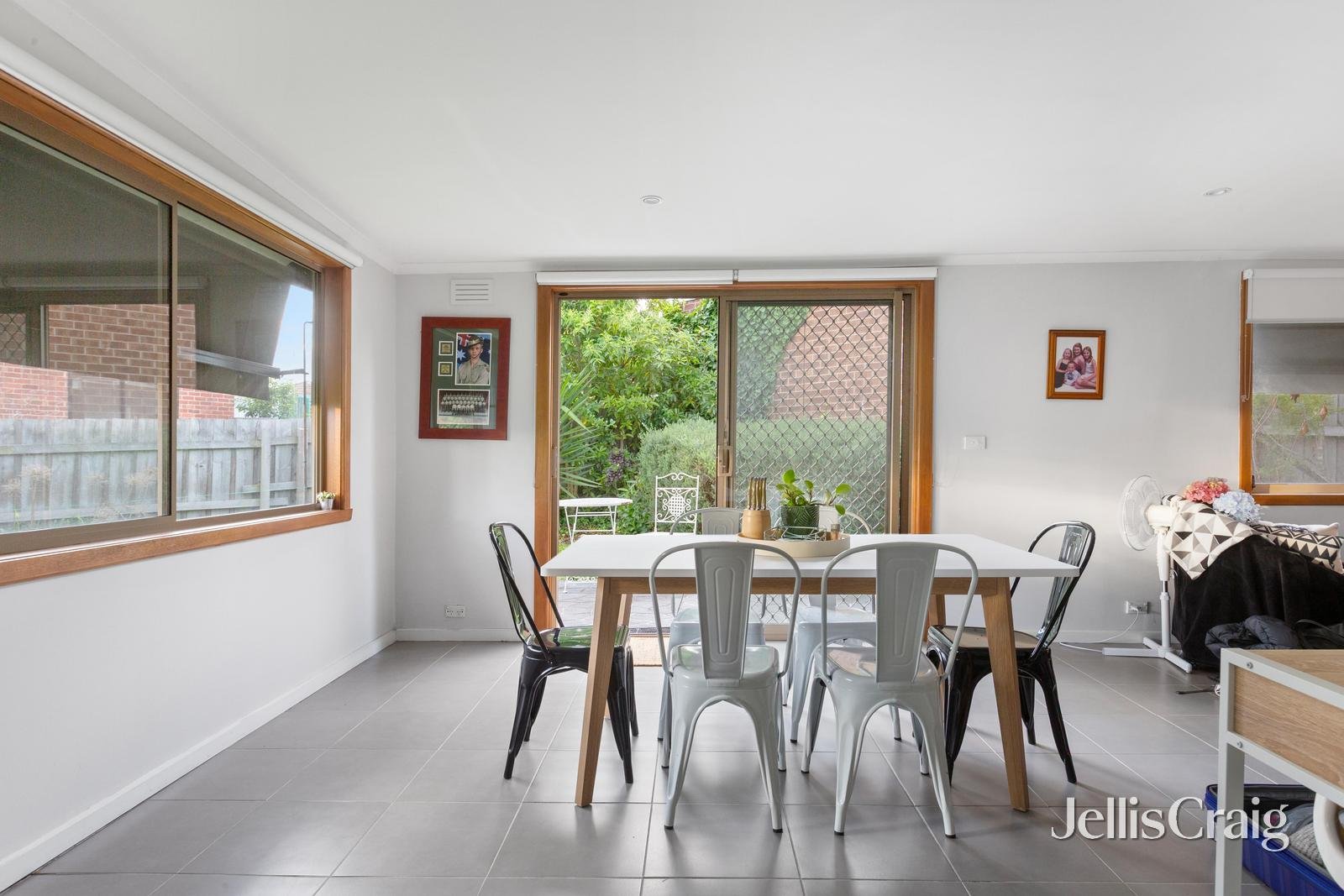 1/17 Burns Court, Heidelberg Heights image 5