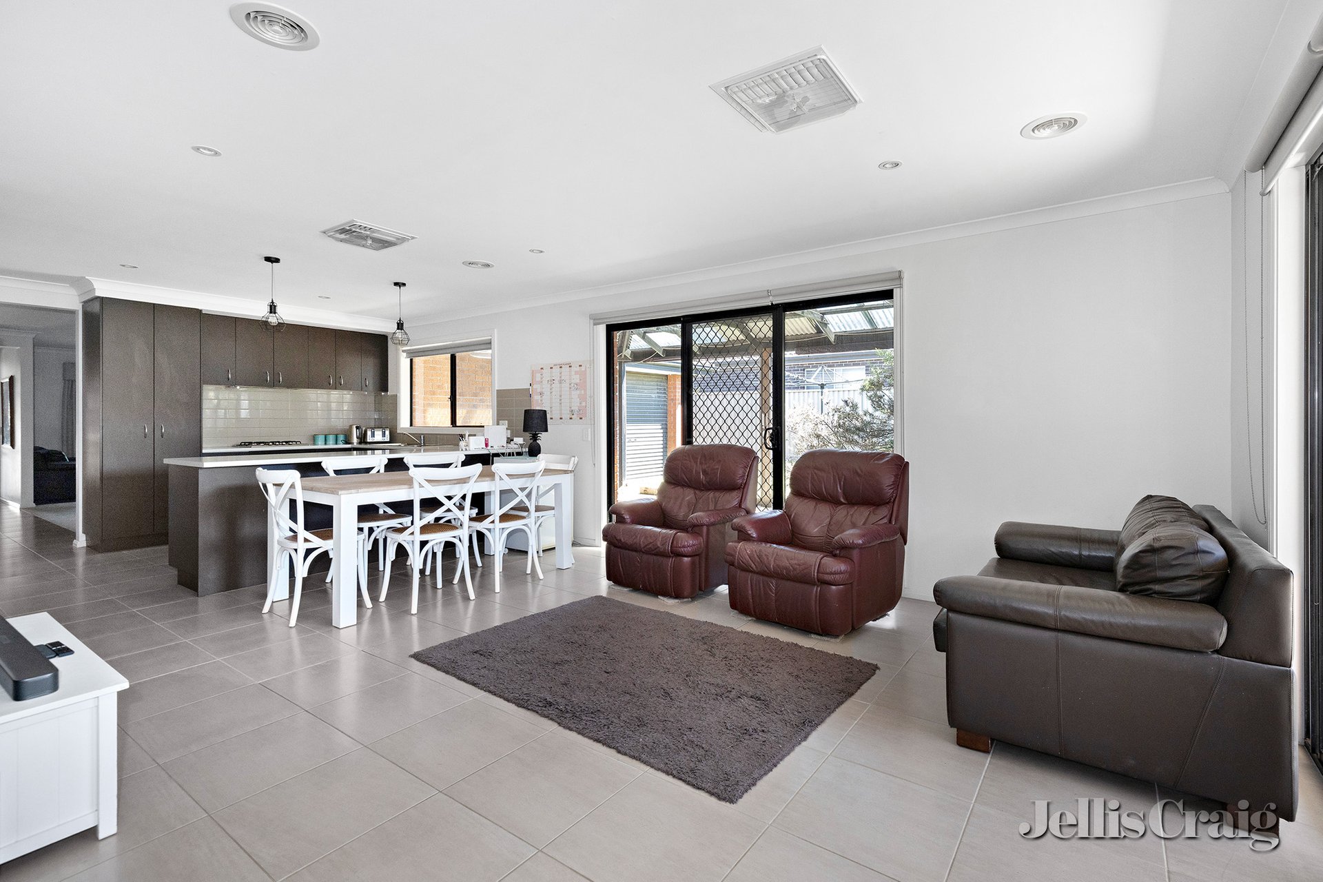 117 Dyson Drive, Alfredton image 3