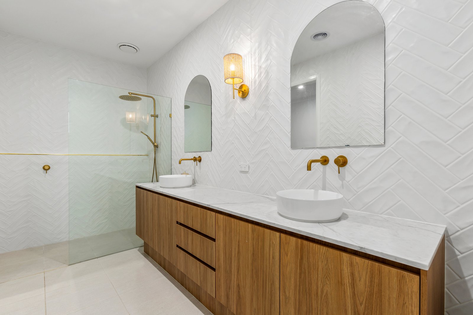 Property Gallery Thumbnail 10