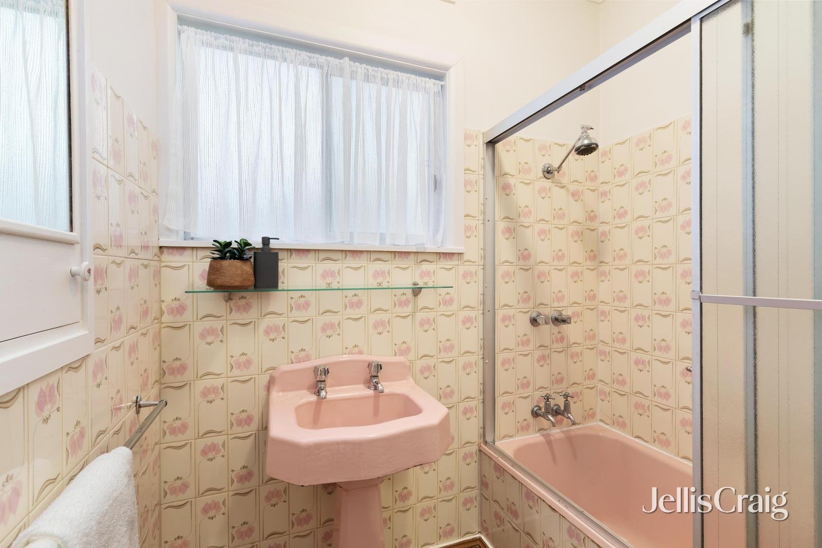 1/17 Ferguson Street, Macleod image 12