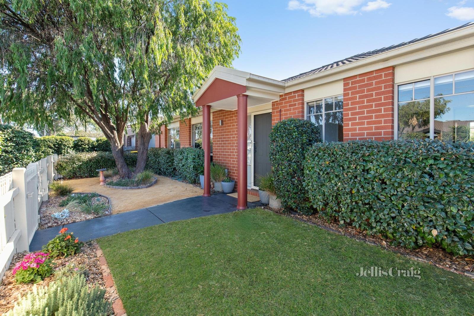 1/17 Golden Avenue, Chelsea image 2