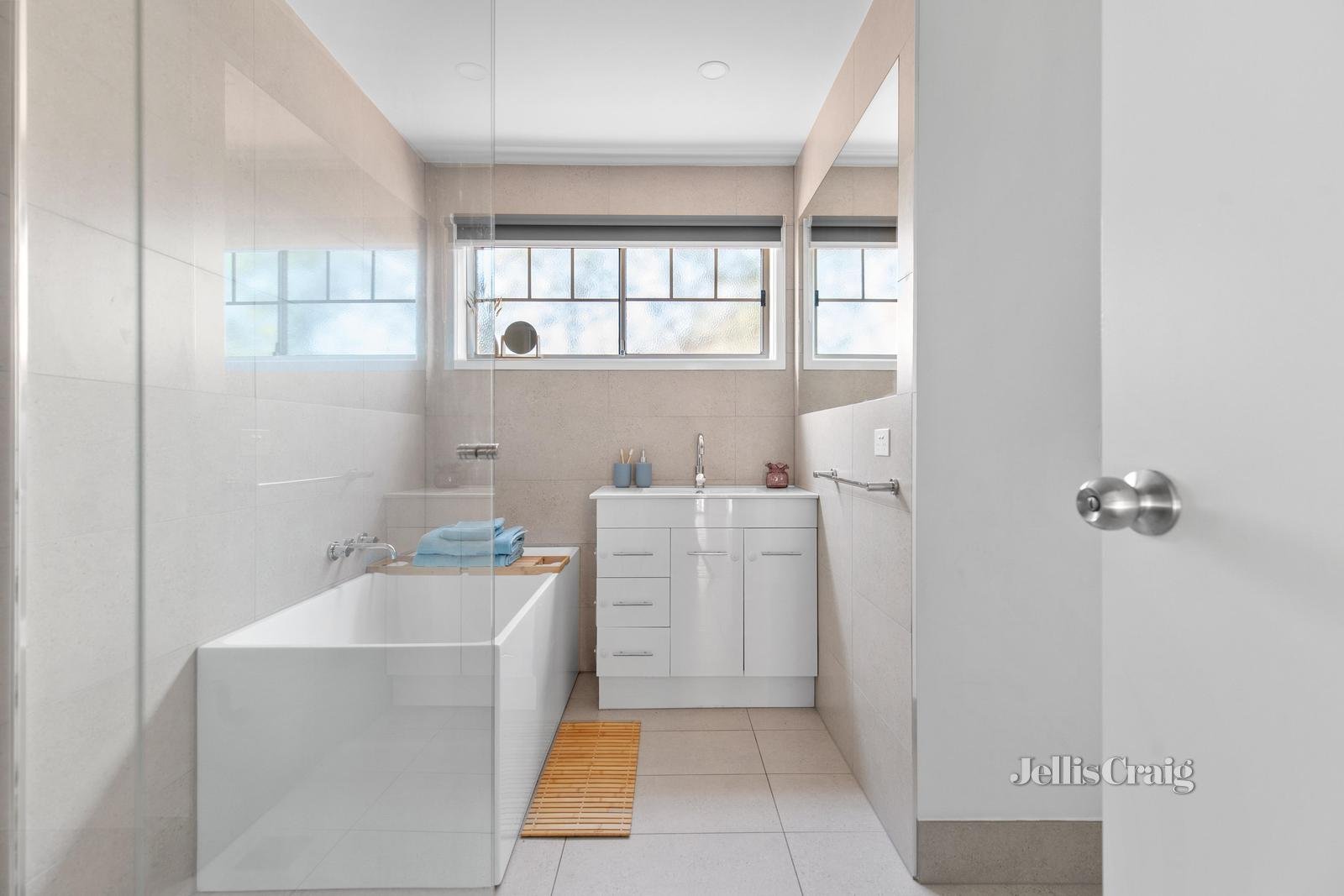 1/17 Golden Avenue, Chelsea image 11