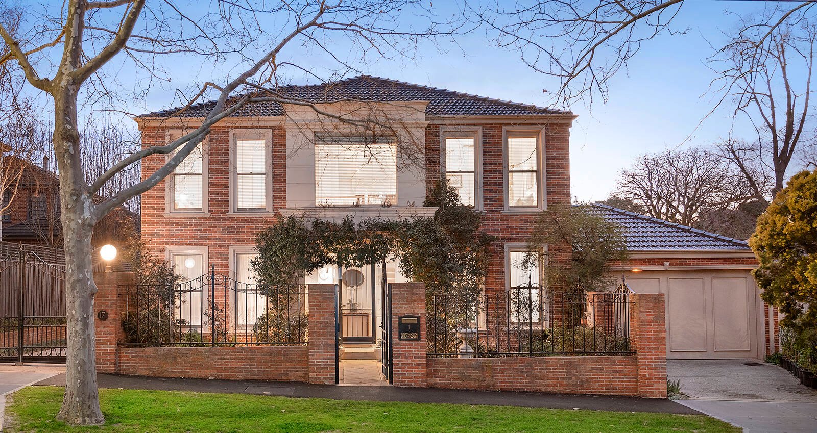 Property Gallery - Main Image