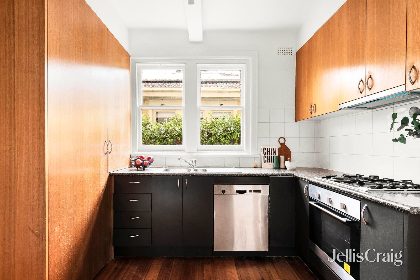 1/17 Hennessy Avenue, Elwood image 6