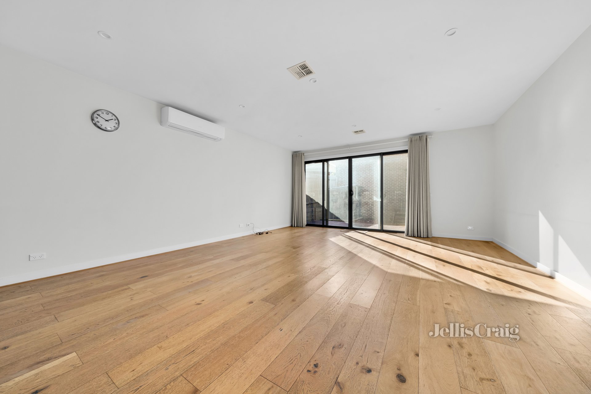 1/17 Hillcrest Avenue, Chadstone image 2