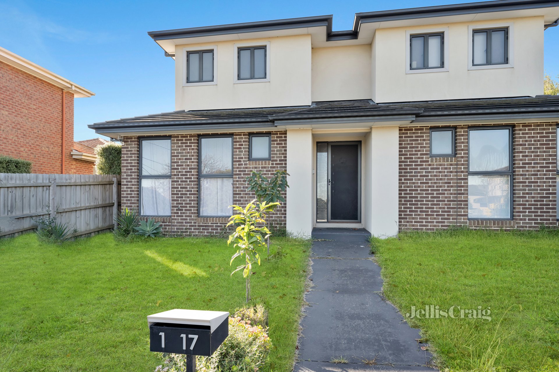 1/17 Hillcrest Avenue, Chadstone image 8