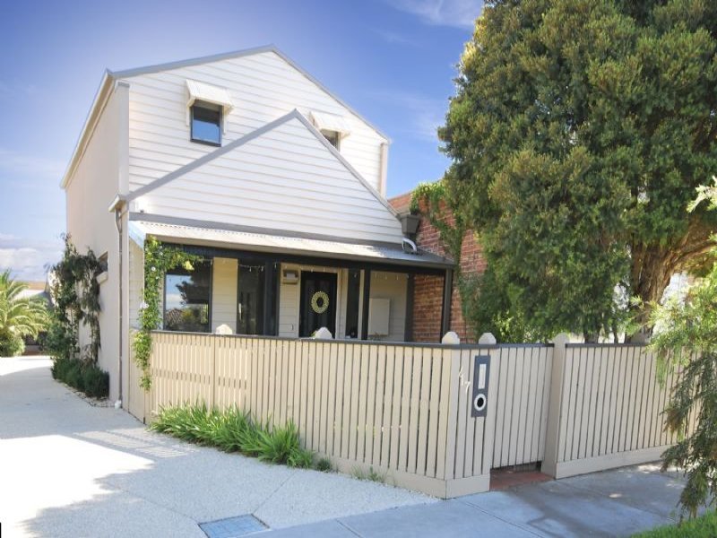 1 / 17 Hotham Street SEDDON