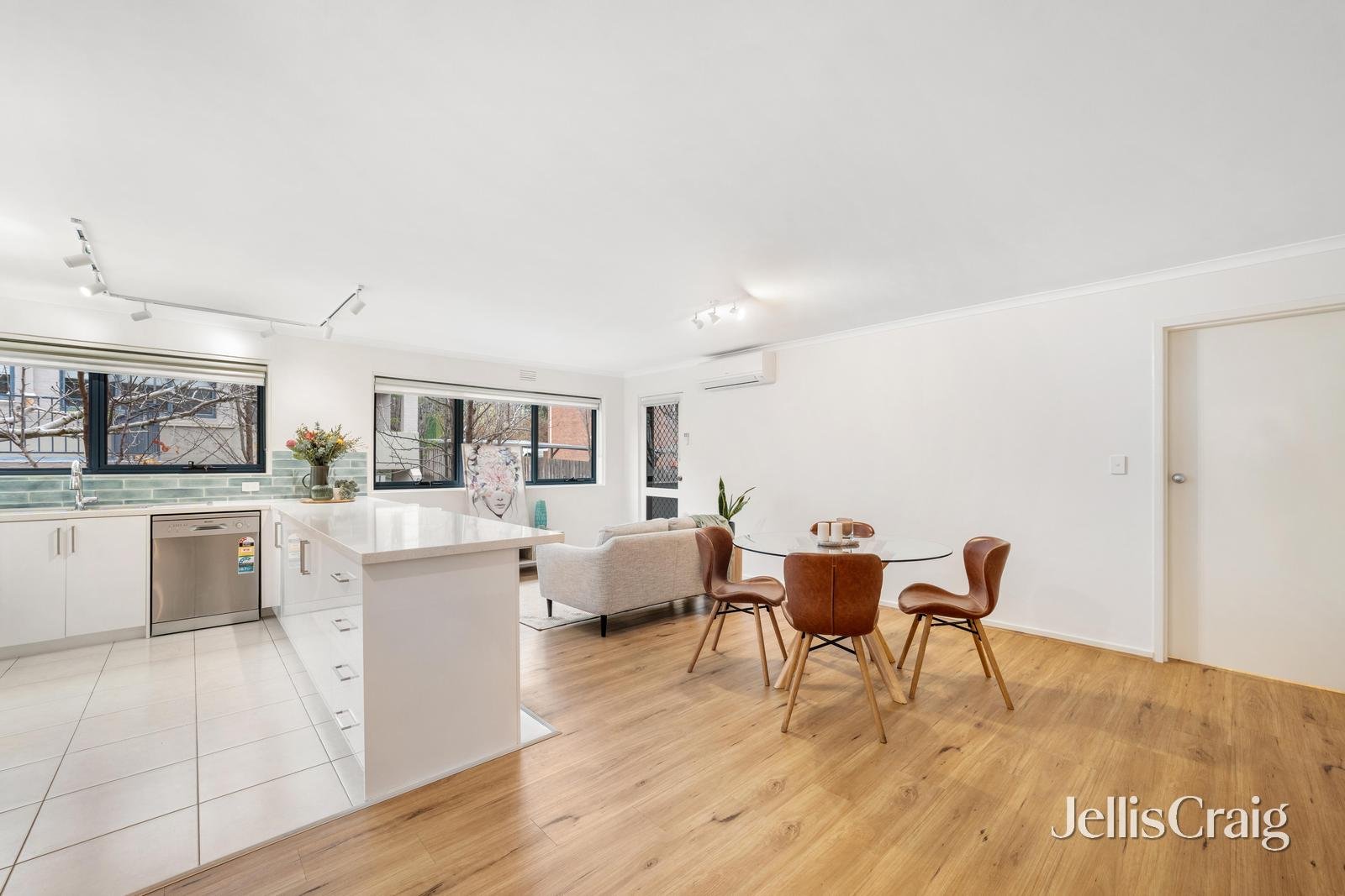 11/7 John Street, Box&nbsp;Hill image 2