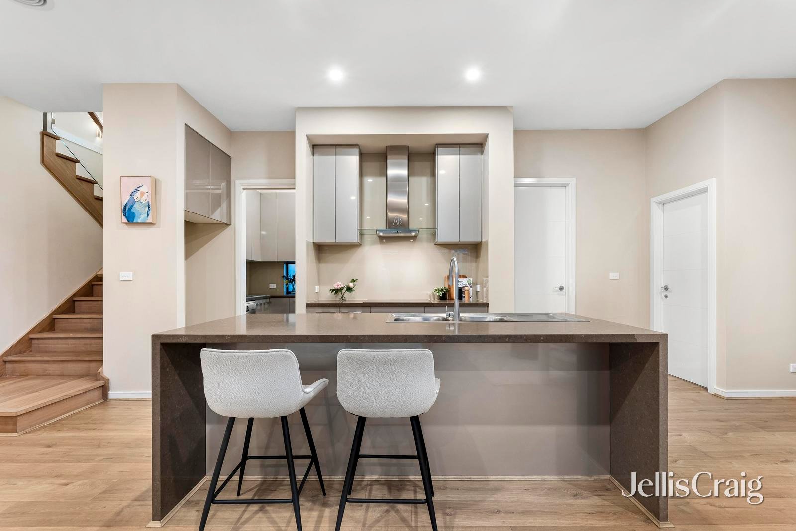 1/17 Lindwall Street, Glen&nbsp;Waverley image 3
