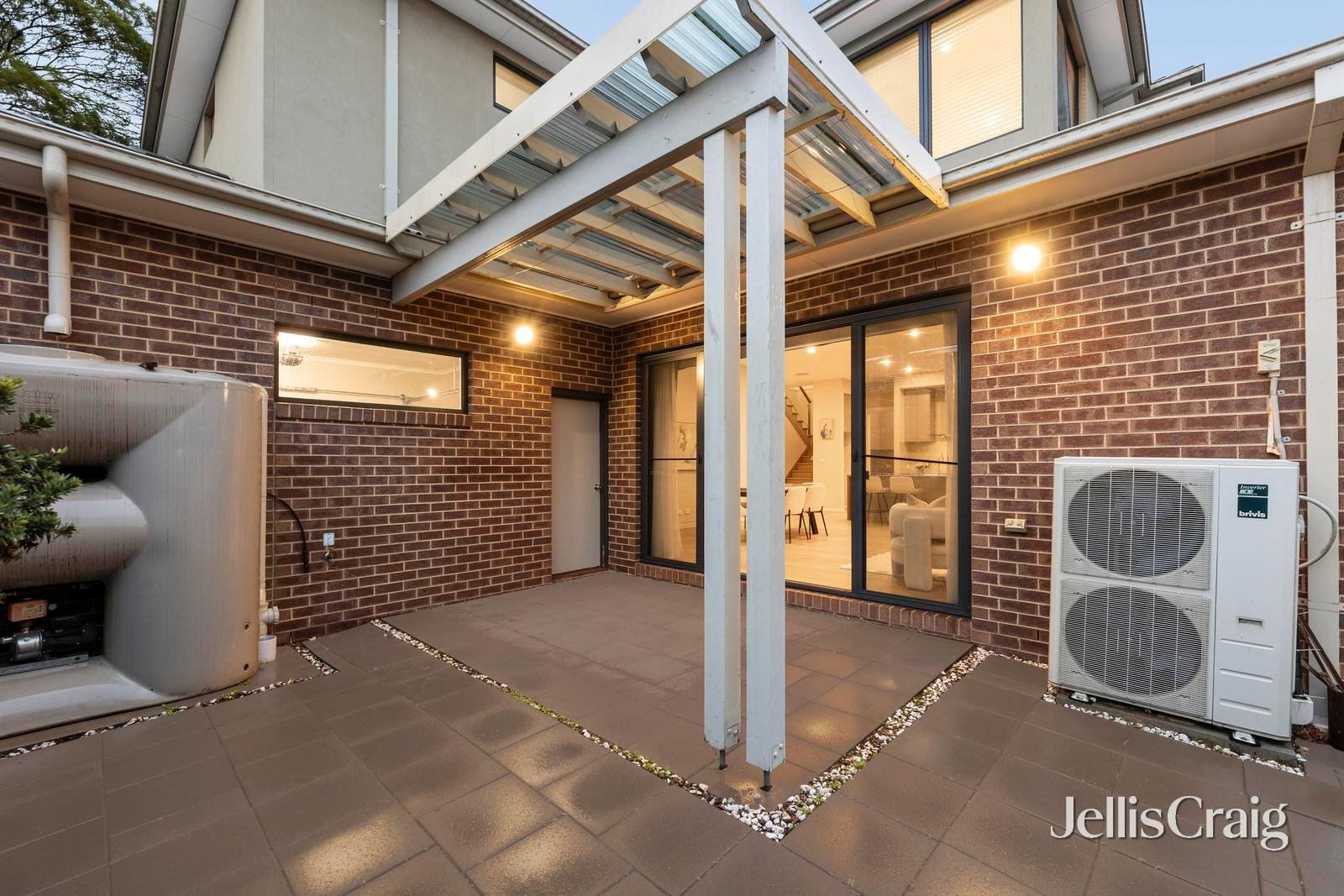 1/17 Lindwall Street, Glen&nbsp;Waverley image 12