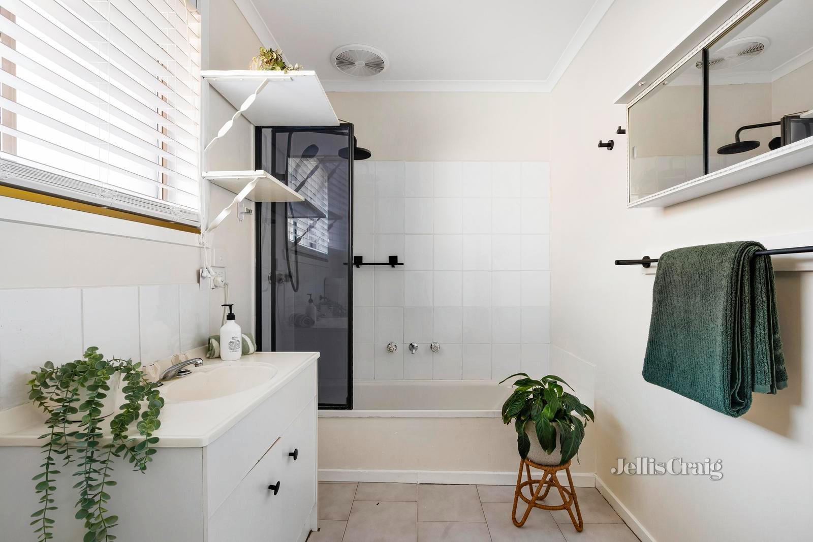 1/17 Newton Street, Reservoir image 6