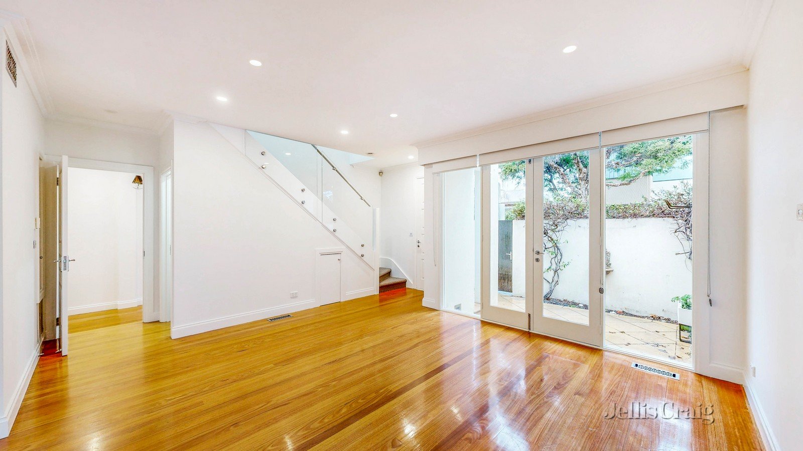 1/17 Nicholson St, South Yarra image 4