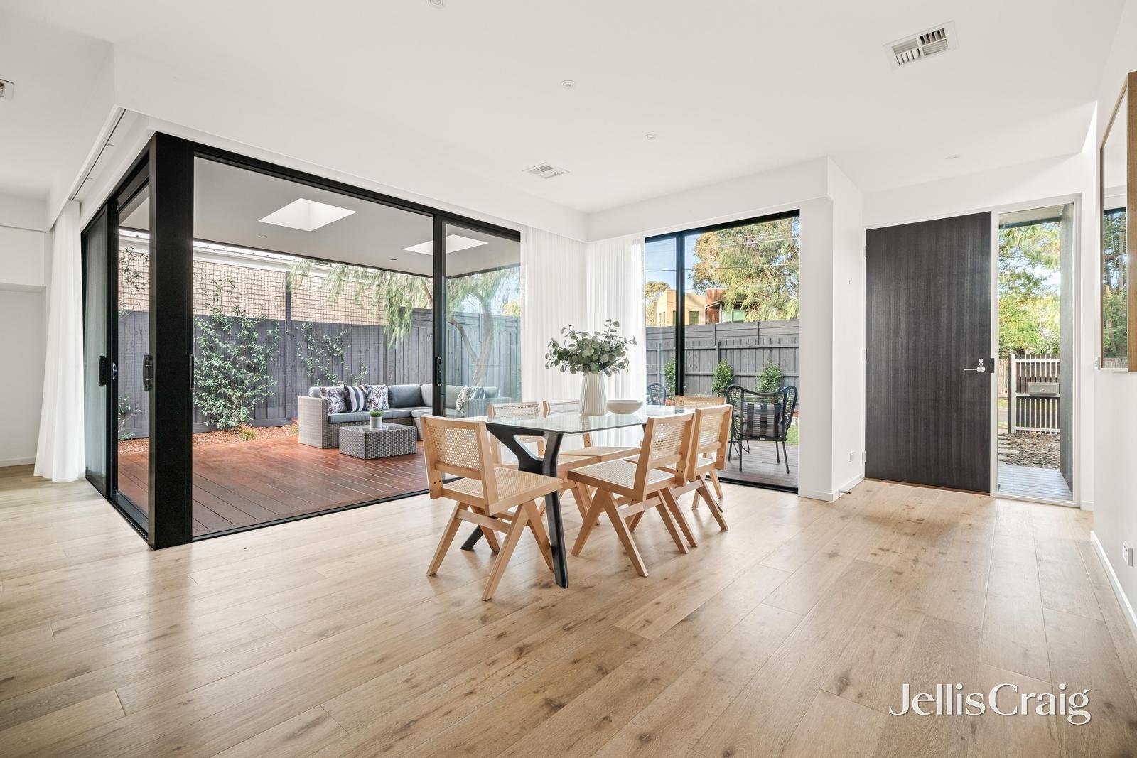 117 Oak Street, Beaumaris image 5