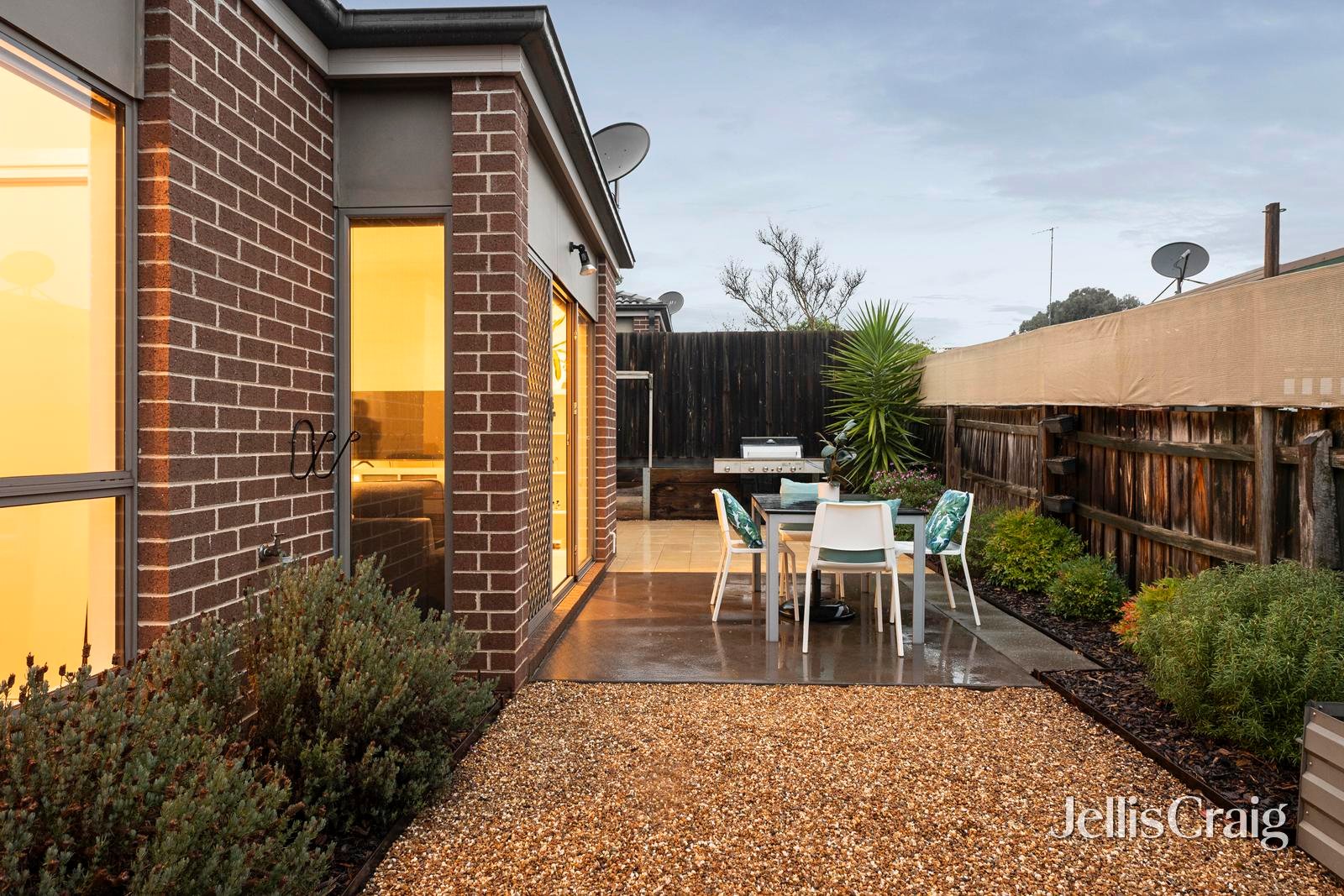 11/7 Ridge Road, Whittlesea image 12