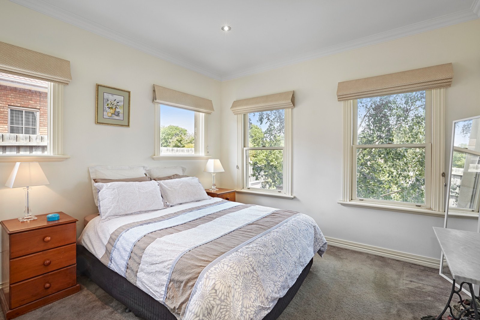 1/17 Somerset Road, Glen Iris image 5