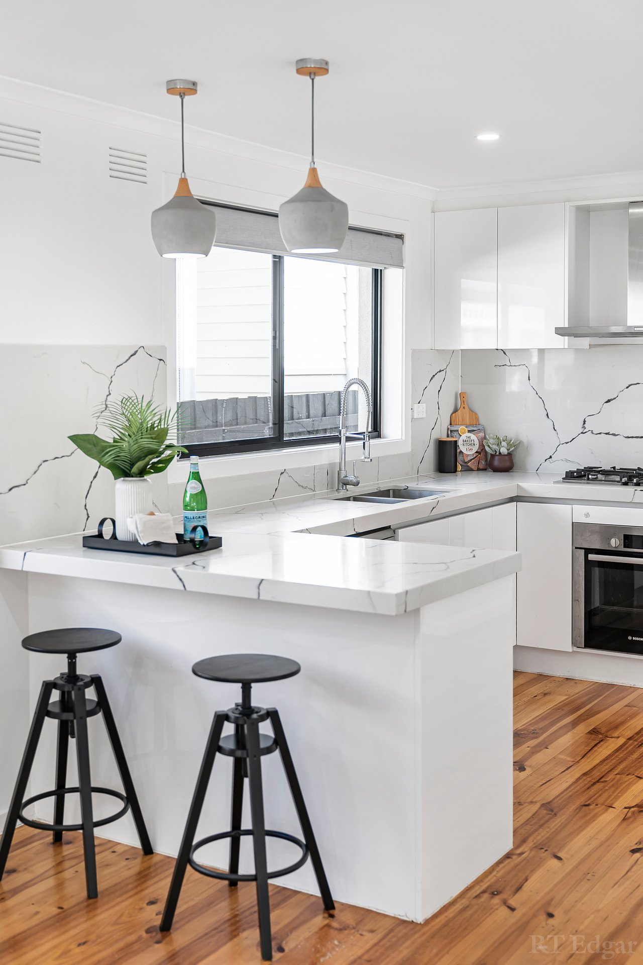Property Gallery Thumbnail 11