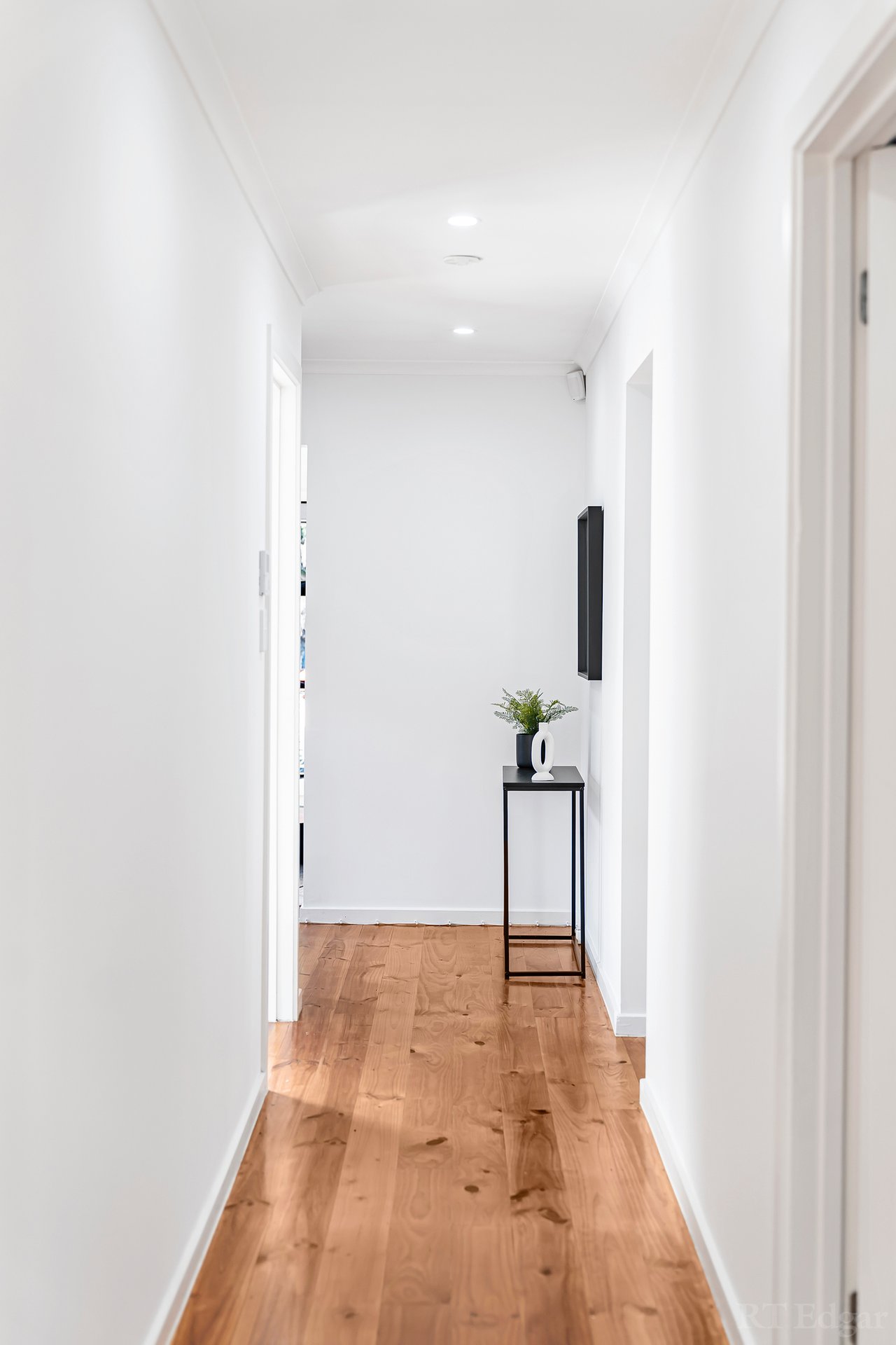 Property Gallery Thumbnail 14