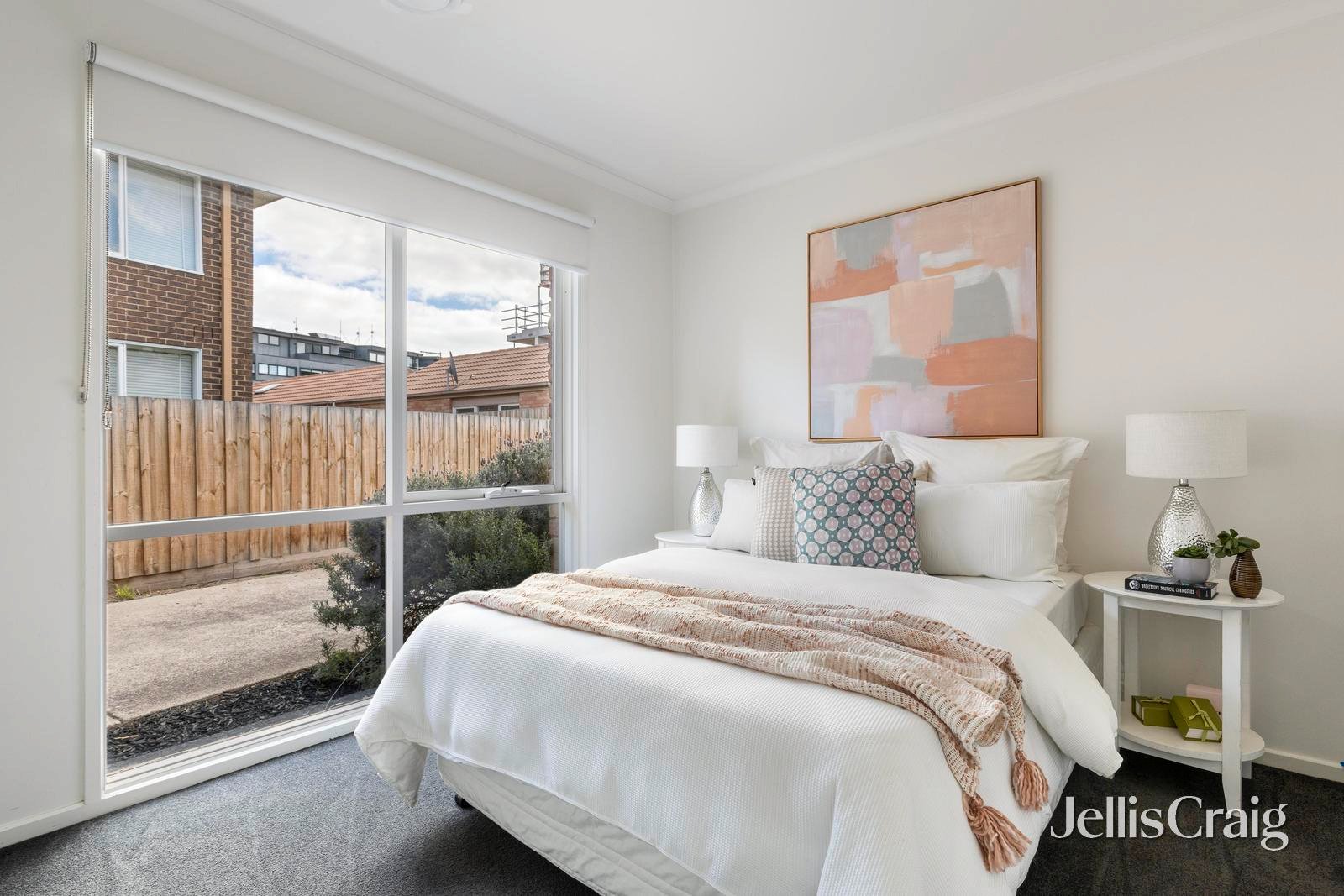 1/17 Toolambool Road, Carnegie image 7