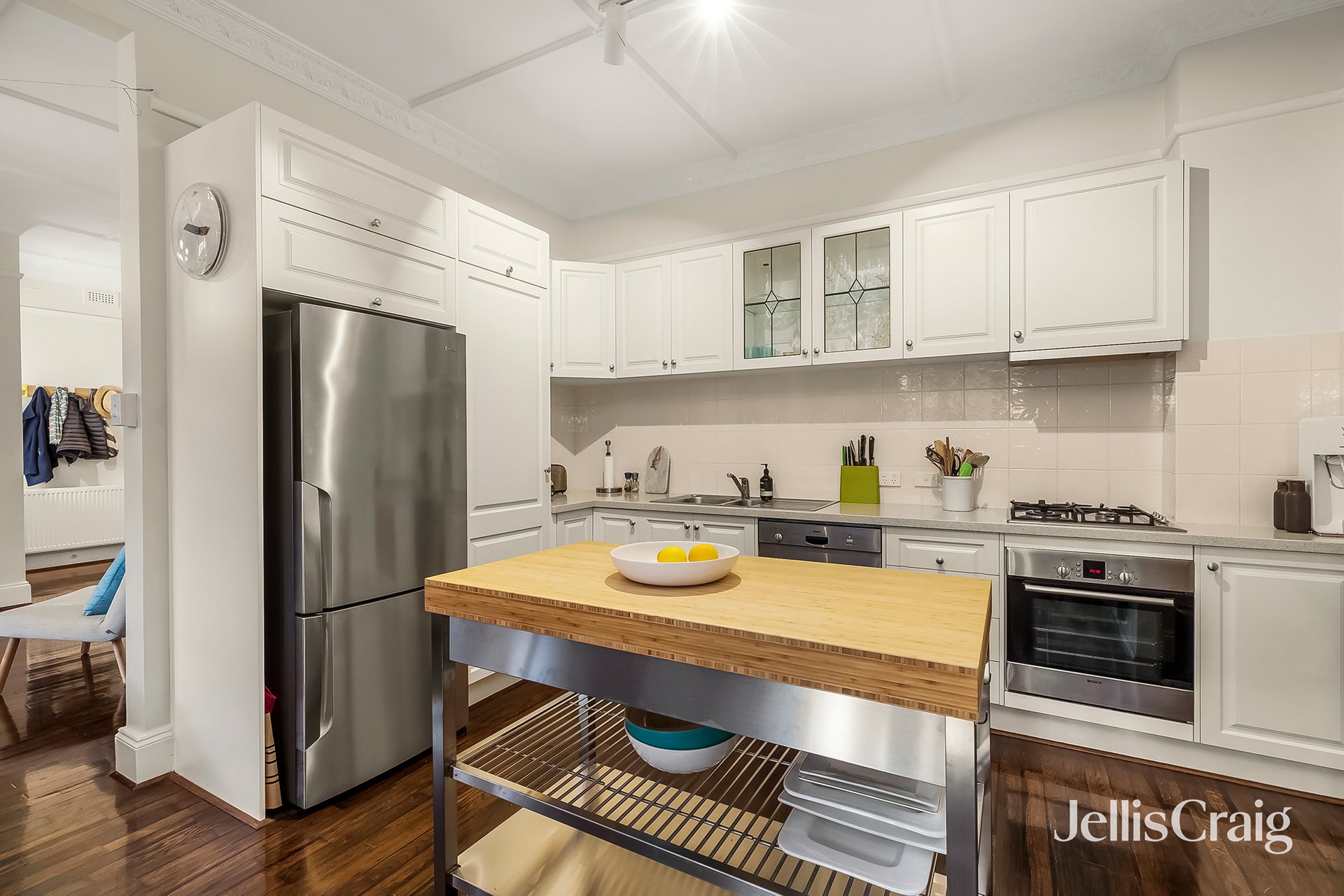 1/17 Vautier Street, Elwood image 3