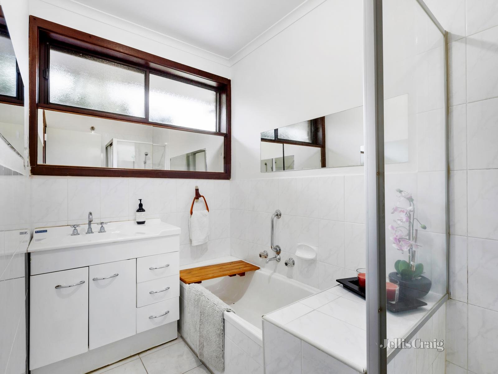 1/17 Victoria Street, Doncaster image 5