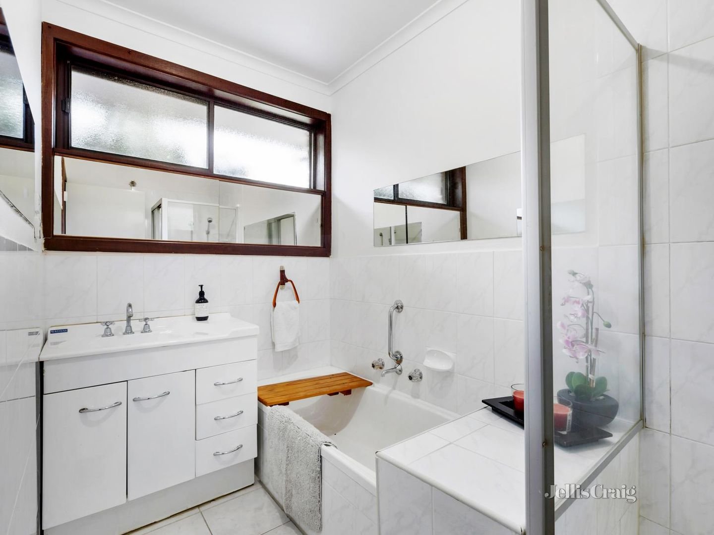 1/17 Victoria Street, Doncaster image 5