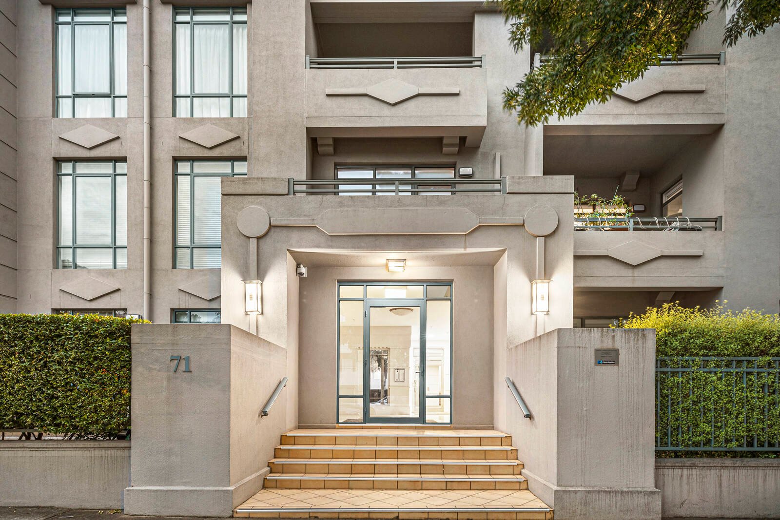 Property Gallery Thumbnail 2