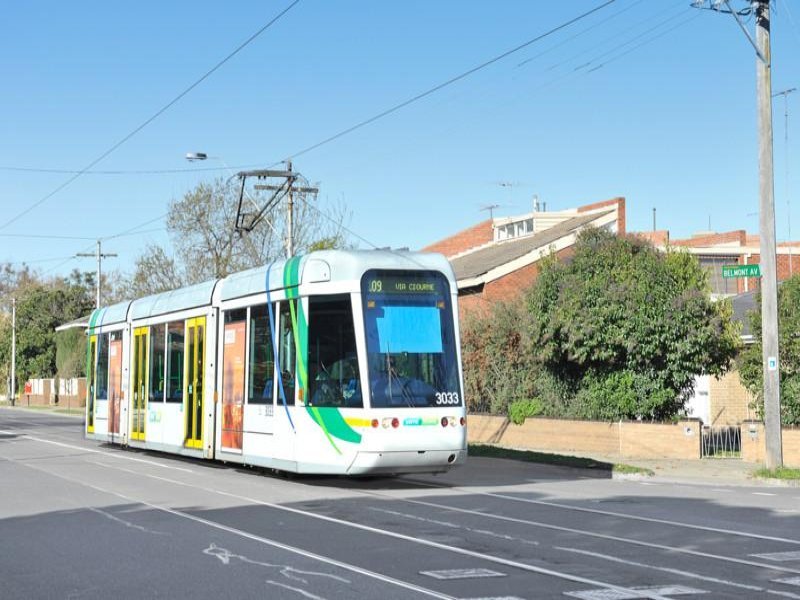 1/172 Mont Albert Road, Canterbury image 8