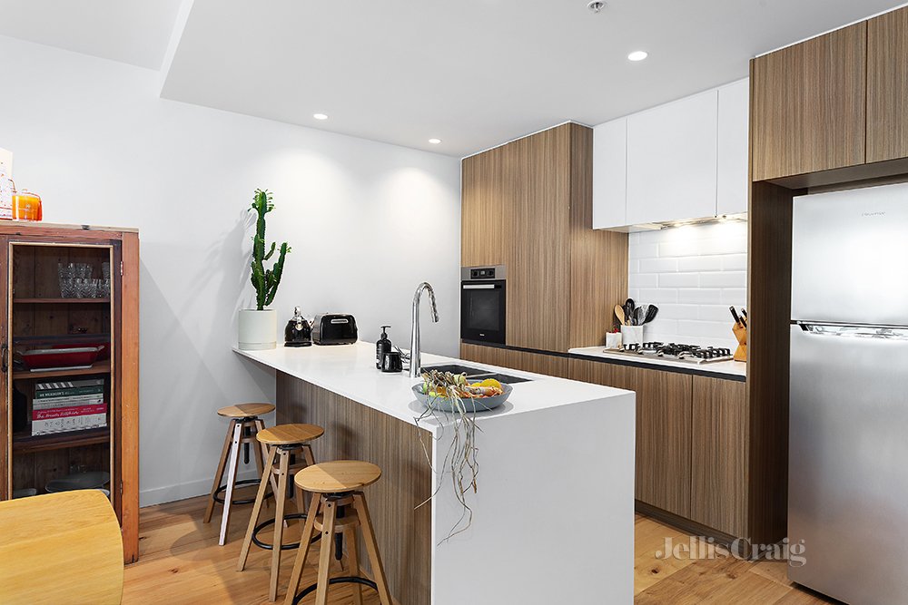 117/26 Pryor St, Eltham image 2