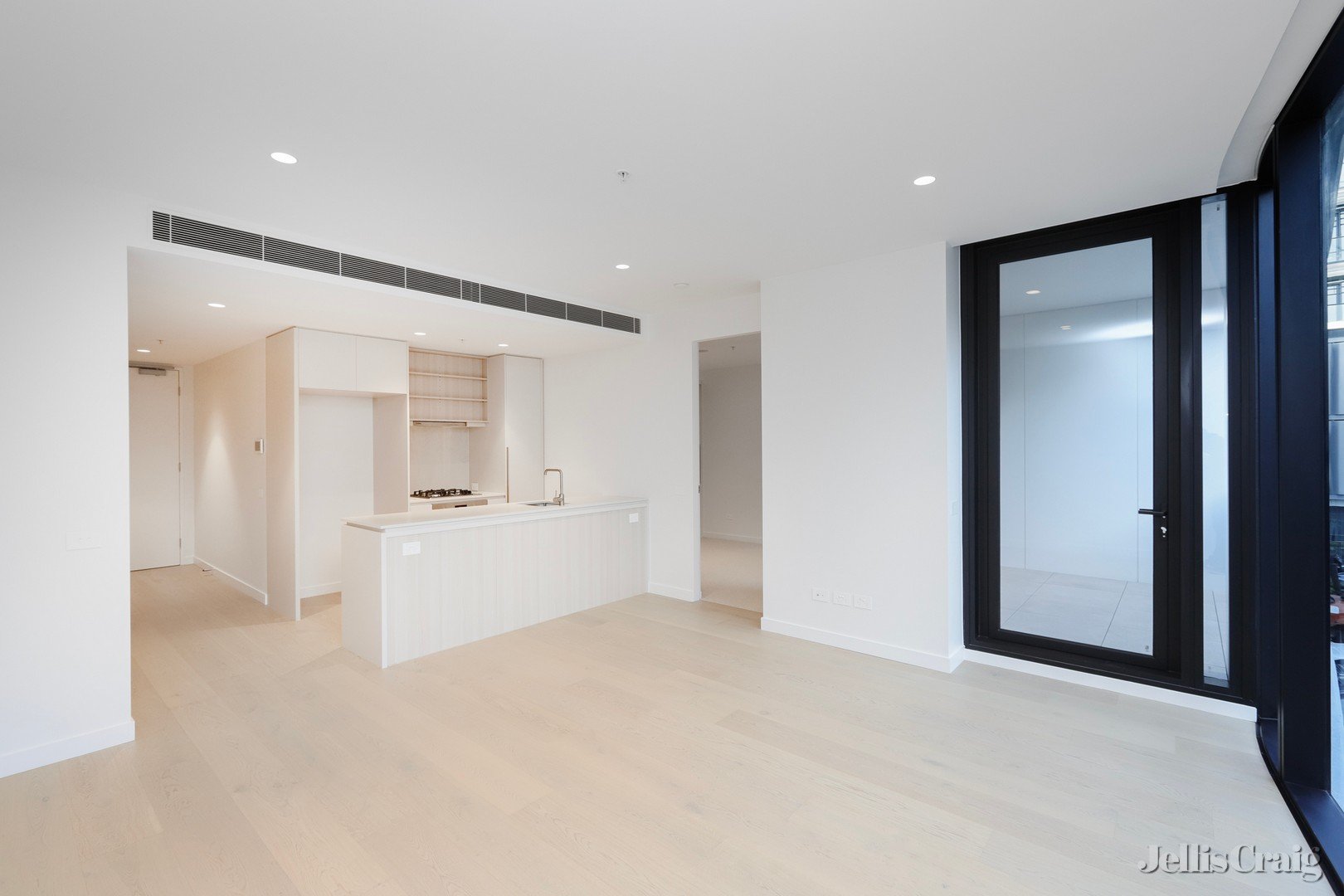 117/29 Waterline Place, Williamstown image 3
