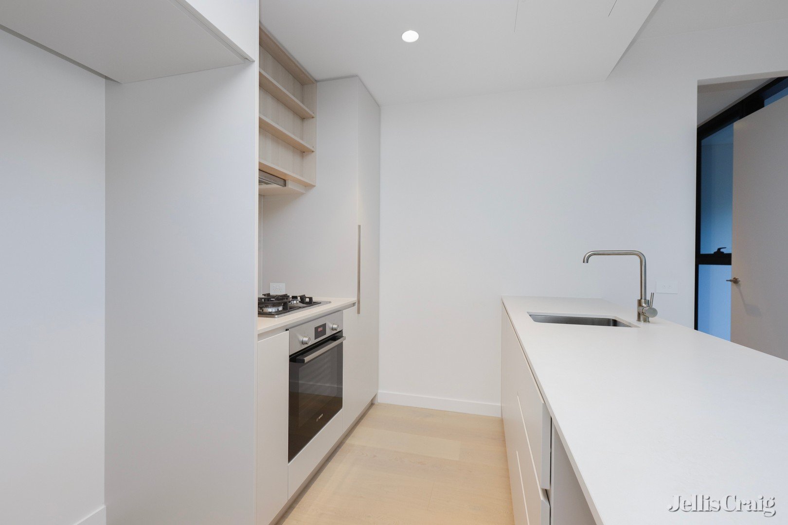 117/29 Waterline Place, Williamstown image 6