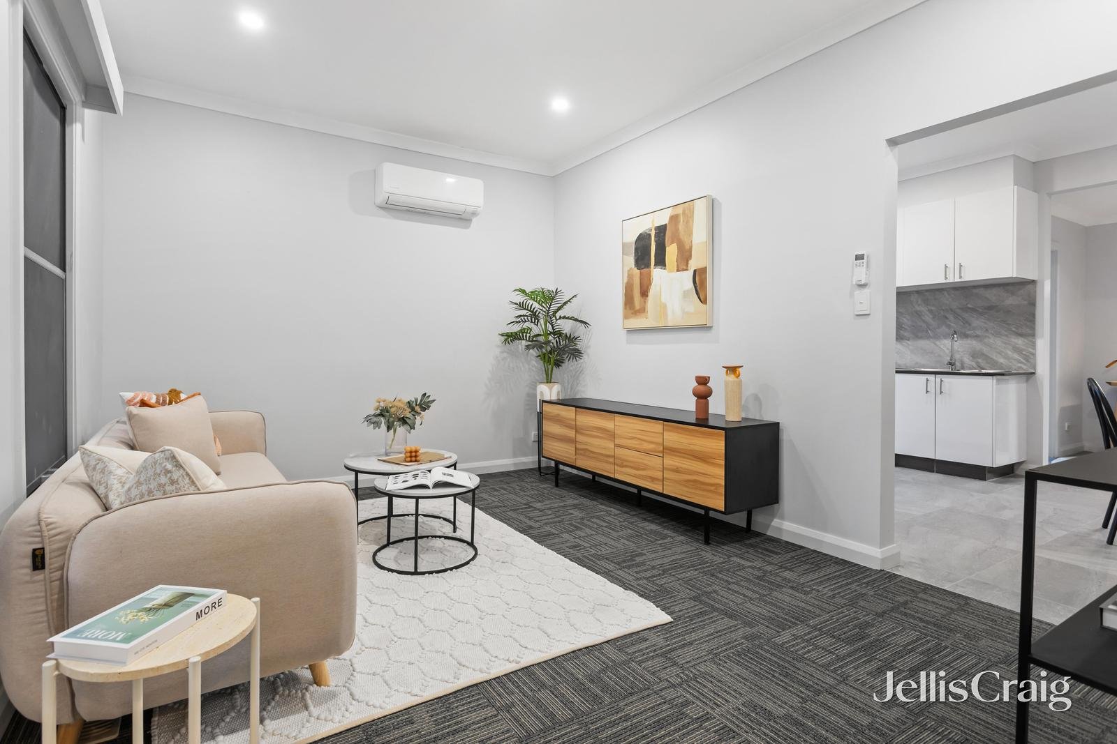 1/173 Blackburn Road, Mount Waverley image 3