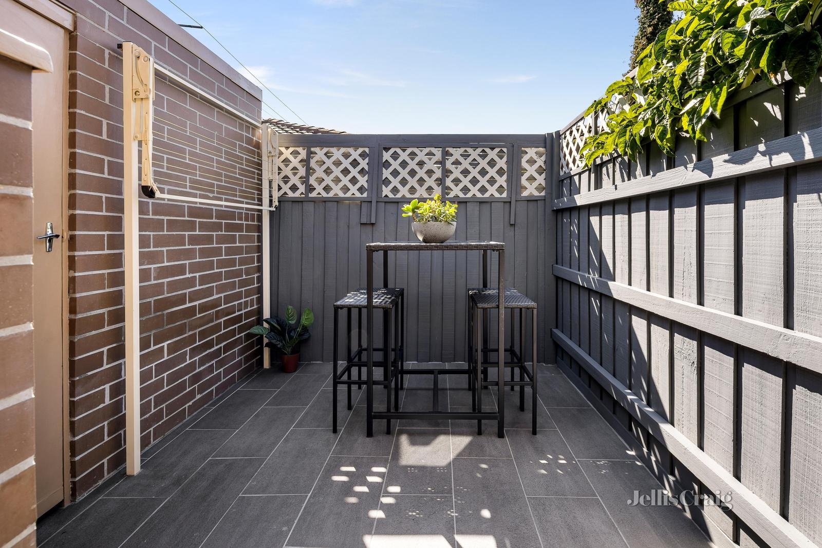 1/176 Warrigal Road, Mentone image 9