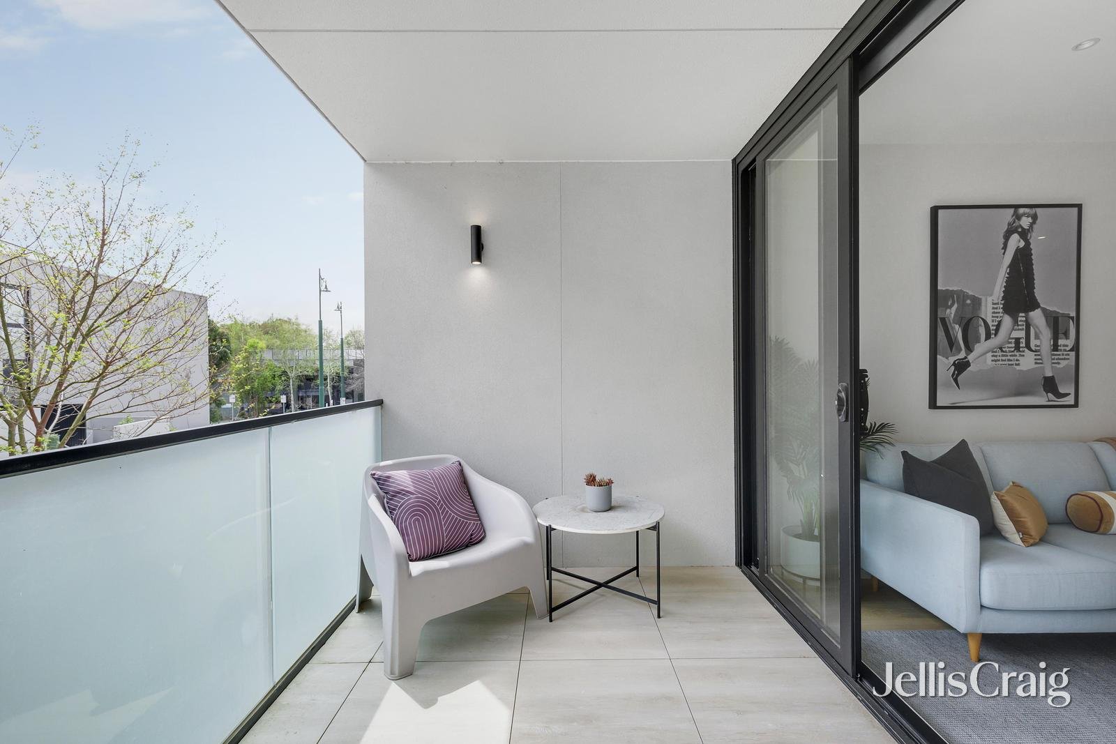 117/692 Whitehorse Road, Mont Albert image 3