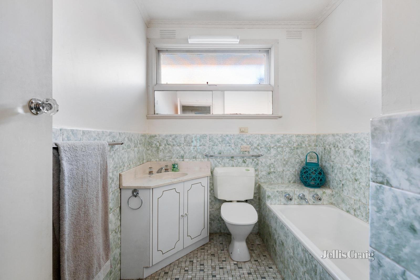 1/177 Cotham Road, Kew image 6