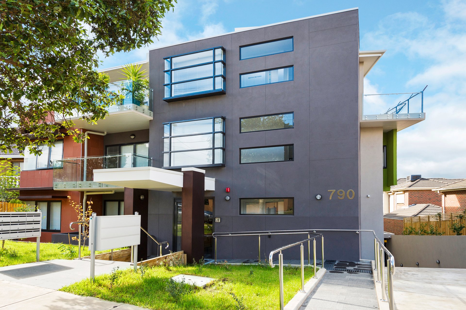 Property Gallery - Main Image