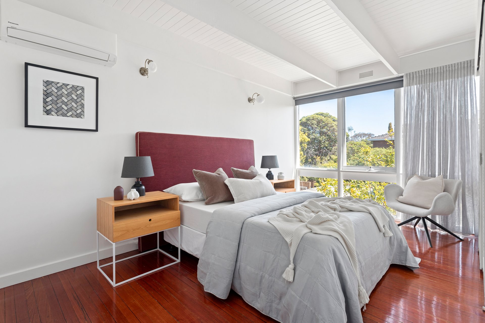 Property Gallery Thumbnail 6