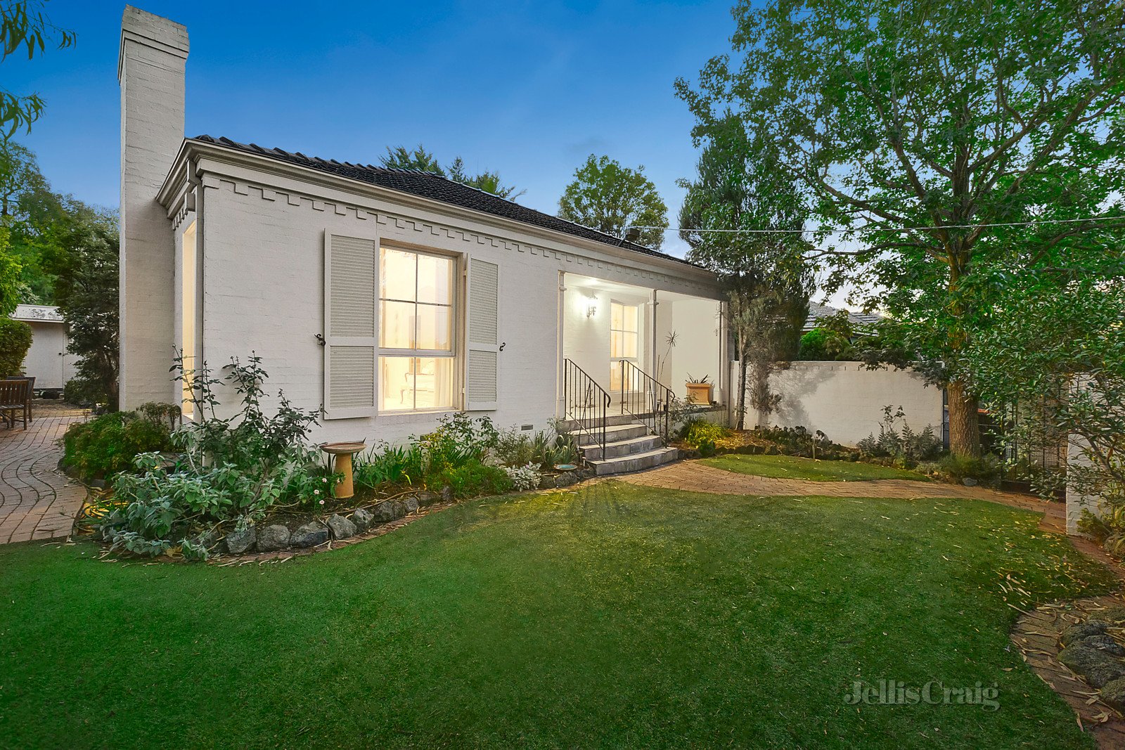 1/18 Allambee Avenue, Camberwell image 1