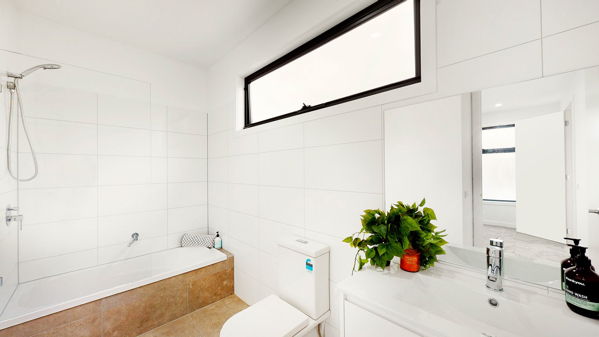 Property Gallery Thumbnail 6