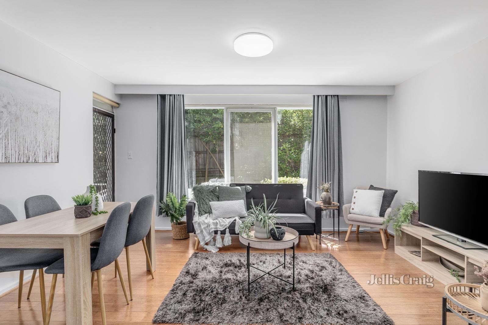 1/18 Ashted Road, Box Hill image 2